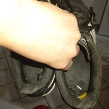 Kısa Sürede Bozulan Ayakkabı İçin Garanti Kapsamında Çözüm Sağlanmıyor