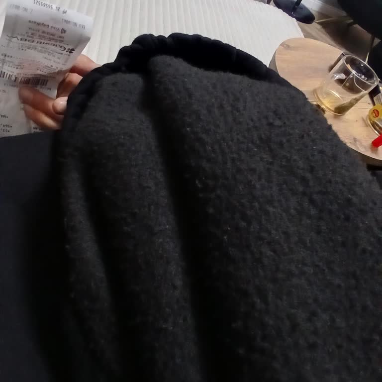 Aldığım Elbise Tüy Ve Boya Bulaştırıyor, Çözüm Sunulmadı