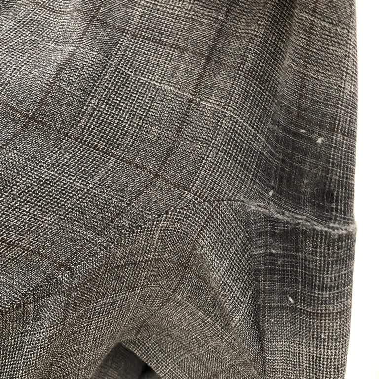 Garanti Kapsamındaki Takım Elbisede Kumaş Sorunu Ve Çözüm Eksikliği