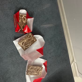 Ülker Napoliten Çikolatada Tekrarlayan Bayat Ürün Sorunu Ve Mağduriyet