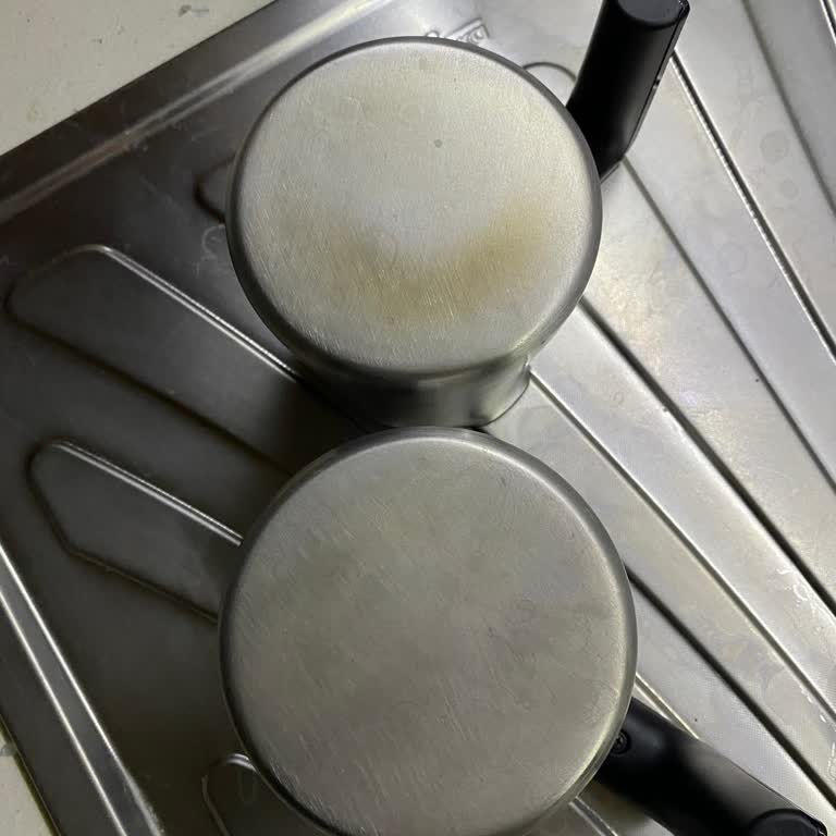 Yeni Alınan Kahve Makinesinde Kısa Sürede Oluşan Lekeler Hayal Kırıklığı Yarattı