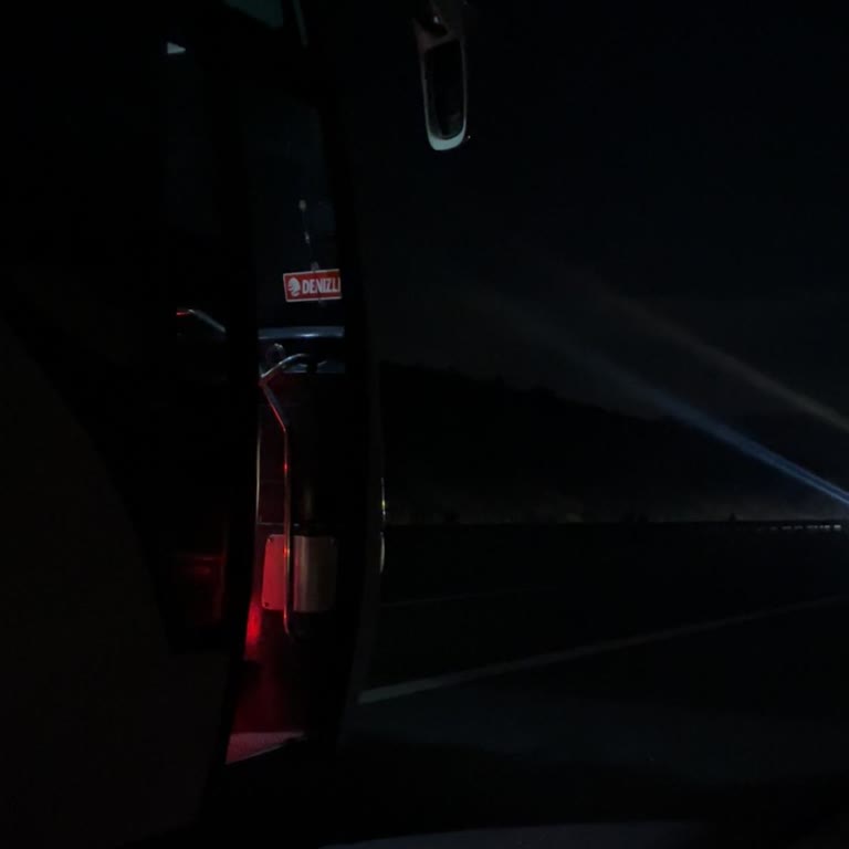 Pamukkale Turizm İle İzmir-Bursa Yolculuğunda Lastik Patlamaları Ve Uzun Gecikme Mağduriyeti