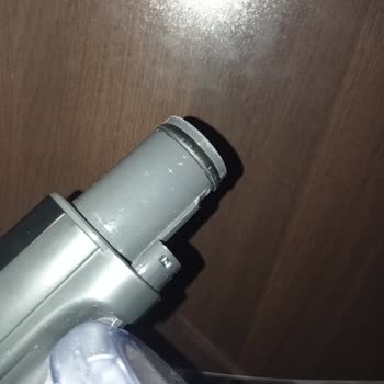 Garanti Kapsamındaki Philips Süpürgenin Parçası Kendiliğinden Kırıldı, Çözüm Bekliyorum