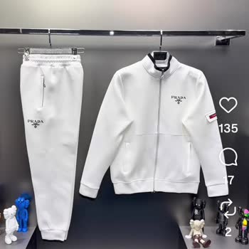 Yanlış Ürün Gönderimi Ve İletişimsizlik: Sipariş Edilen Beyaz Takım Yerine Gri Takım Teslim Edildi