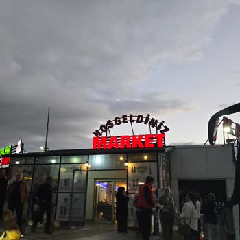 Kocalar Dinlenme Tesisi'nde Sade Ve Limonlu Soda Fiyatlarının Aşırı Yüksekliği