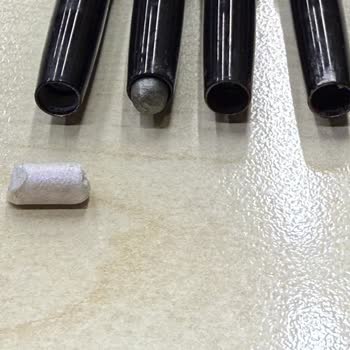 Stik Göz Kalemlerinde Yaşanan Kırılma Sorunu Hakkında Şikayet