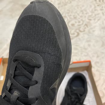 Nike Ayakkabıda Kısa Sürede Deformasyon Ve FLO'dan Olumsuz Geri Dönüş