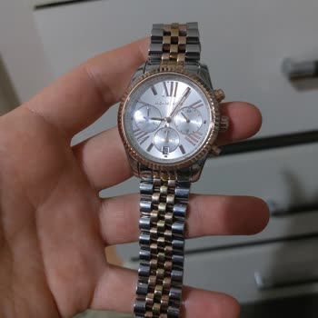 Sıfır Diye Verilen Saat Kullanılmış Çıktı