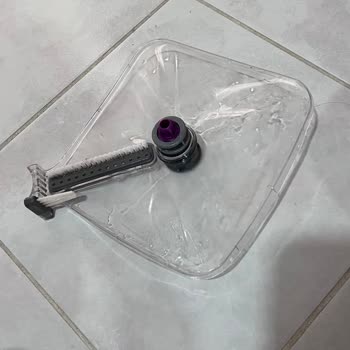 Mopun Plastik Parçası Eriyor, Yedek Parça Talebim Var