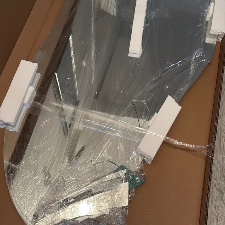 Kırık Gelen Boy Aynası, İlgisiz Satıcı Ve Zorlayıcı İade Süreci