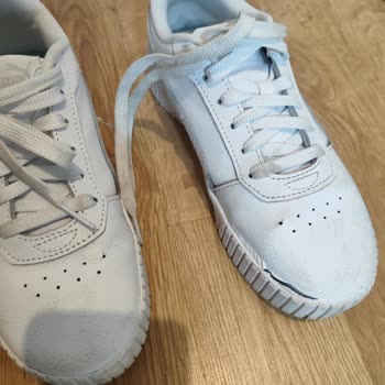 Kısa Sürede Yırtılan Ayakkabı İçin İade Süreci Uzadı, Mağduriyet Yaşıyorum