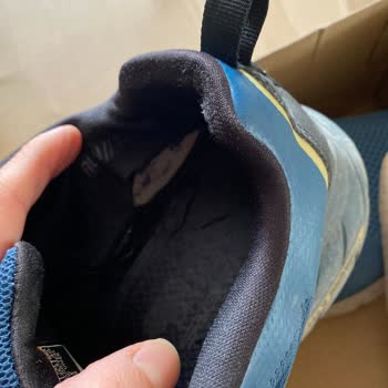 Kısa Sürede Parçalanan Ayakkabıya Çözüm Bulunmadı