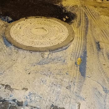 Superonline Altyapı Çalışması Sonrası Evimin Önünde Tehlikeli Çökme Ve Hasar!