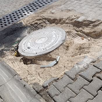 Superonline Altyapı Çalışması Sonrası Evimin Önünde Tehlikeli Çökme Ve Hasar!