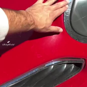 Mini Arabanın Far Çerçevesinde Soyulma!