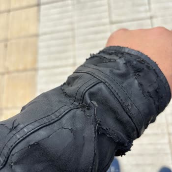 Az Kullanımla Mavi Montumda Ciddi Soyulmalar Oluştu, Çözüm Bekliyorum