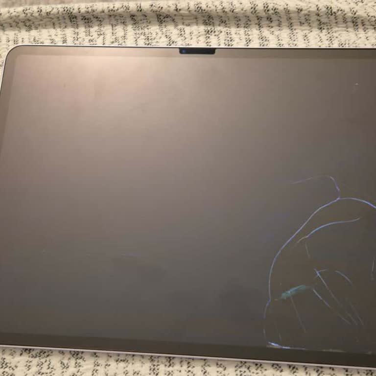 Garanti Kapsamındaki İpad'in Ekran Çatlağı Kullanıcı Hatası Sayıldı