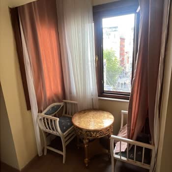 Rezervasyondaki Oda Tipine Uymayan Konaklama Ve İlgisiz Personel Mağduriyeti