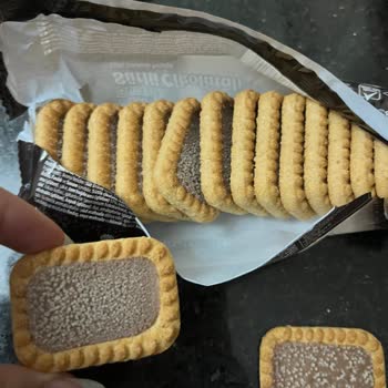 Aldığım Eti Saklıköy Bisküvisi Bozuk Çıktı, Mağduriyetimin Giderilmesini İstiyorum