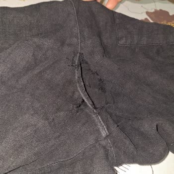 İlk Giyimde Pantolonun Ağ Kısmı Yırtıldı Boyner Değişim Talebimi Reddetti