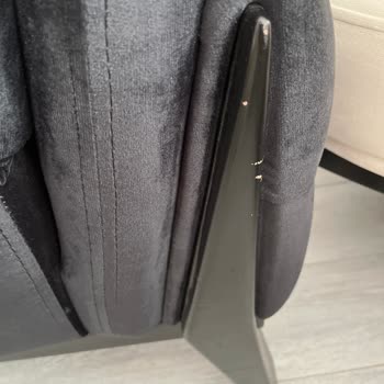 Hasarlı Mobilyalar Teslim Edildi, Mağaza Çözüm Sunmuyor