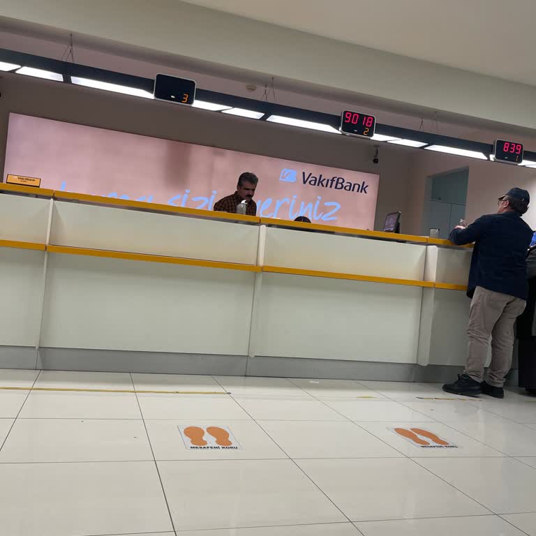 VakıfBank Şubesinde Sürekli Uzayan Bekleme Süreleri Ve Yavaş Hizmet