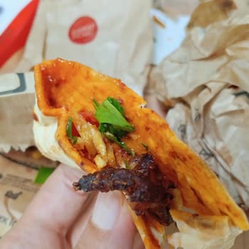 Dürümle Silivri Vega AVM Şubesinde Hayal Kırıklığı: Kötü Lezzet Ve Düşük Kalite