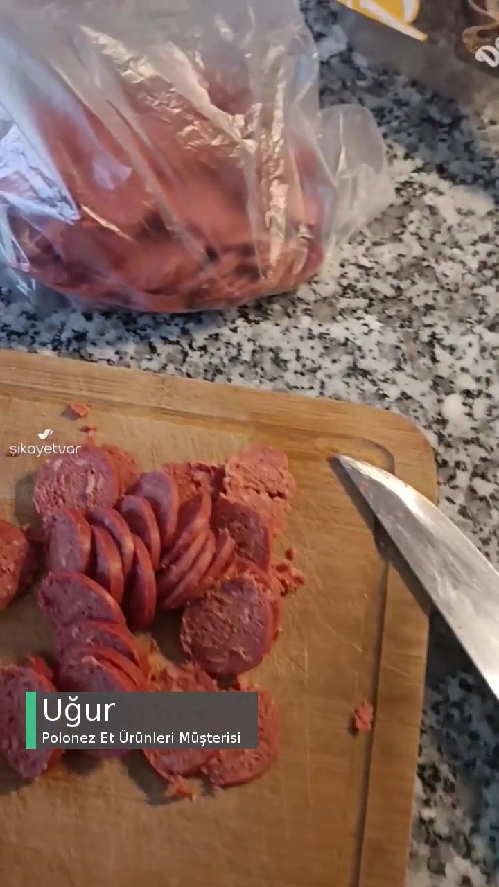 Polonez Sucuk İçerisinden Çıkan İlginç Siyahlık videonun kapak resmi