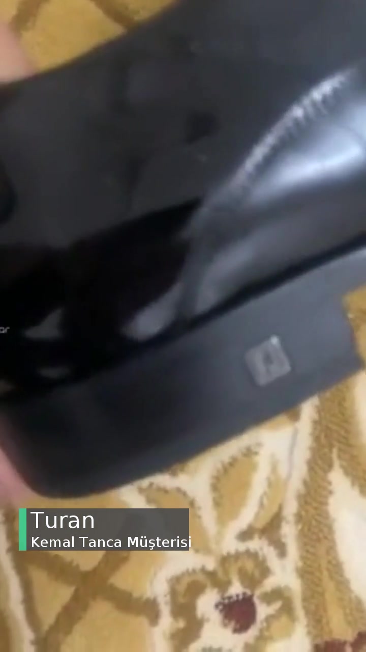 Kemal Tanca Kundura Kendi Kendine Dağılıyor, İlgilenen Yok! videonun kapak resmi