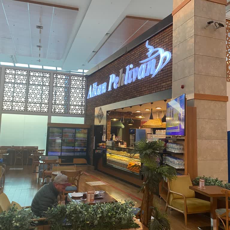 Müşteriye Sert Davranış Ve Şarj Talebine Olumsuz Yaklaşım