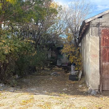 Erzurum Büyükşehir Belediyesi Evimin Önüne Yarım Bırakılan Taş Döşeme ve Muhtarın İlgisizliği