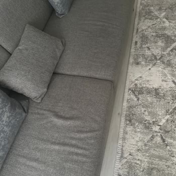 Yeni Alınan Koltuk Takımında Kumaş Sorunu Ve Yetersiz Çözüm