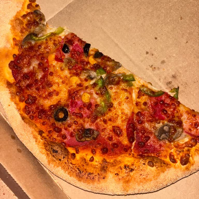 Pizza Siparişim Geç Ve Soğuk Geldi Mağaza Müdüründen Üslupsuz Davranış