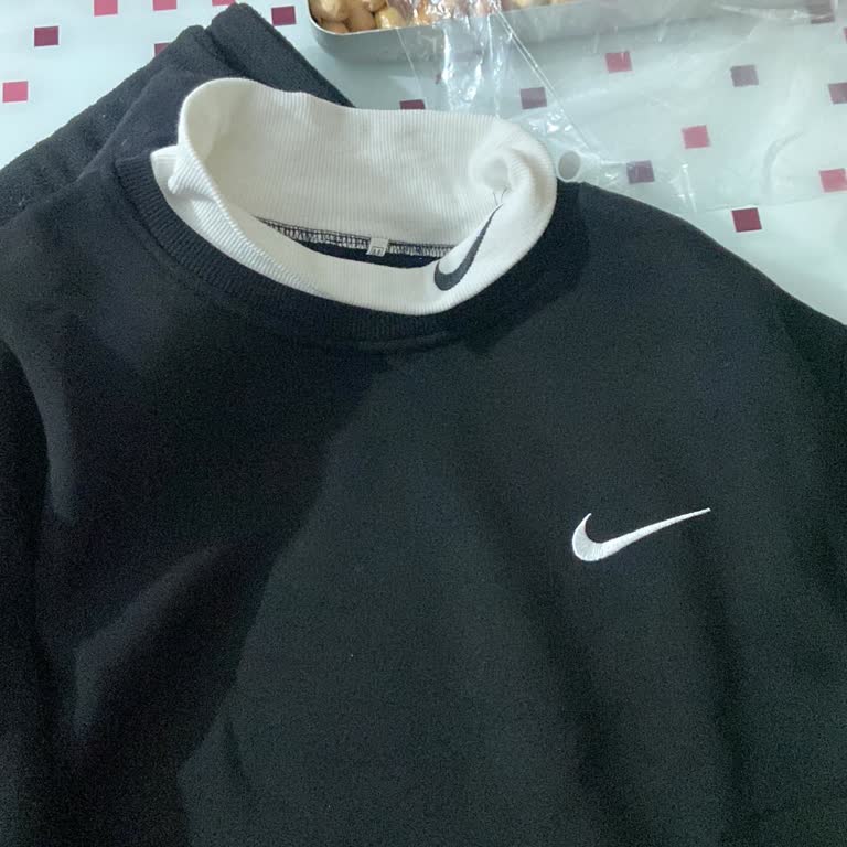 Görseldeki Ürünle Farklı Gelen Sweat İçin İade Talebim Reddedildi