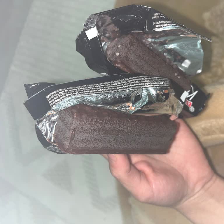 Aldığım Çikolatalarda Küf Ve Beyaz Tortu Sorunu