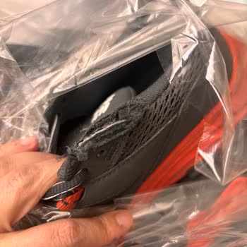 Bir Ayda Yıpranan Ayakkabıya Kullanıcı Hatası Denilmesine İtiraz Ediyorum