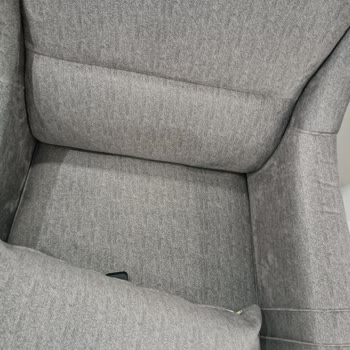 Koltuk Takımında Renk Solması Ve Garanti Kapsamında Mağduriyet