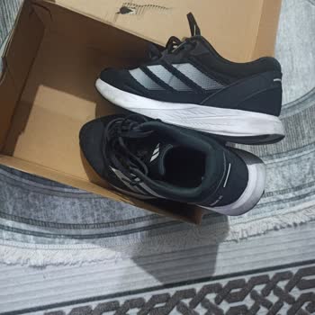 Aldığım Ayakkabı Bir Yıl İçinde Yırtıldı Garanti Kapsamı Belirsiz