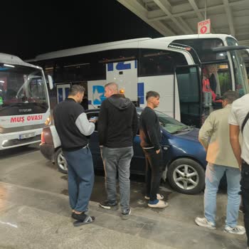 Aktarmasız Denilen Otobüs Yolculuğunda Aktarma Ve Kaba Personel Mağduriyeti