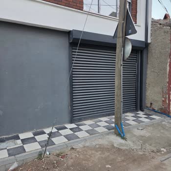 Türk Telekom Direği Garaj Kullanımını Engelliyor, Çözüm Bekliyoruz