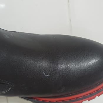 Yeni Alınan Botta Kalıcı Beyaz Lekeler Hayal Kırıklığı Yarattı