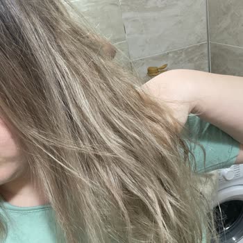 Saç Boyası Sonrası İstenmeyen Renk Değişimi Ve Hasar Yaşadım