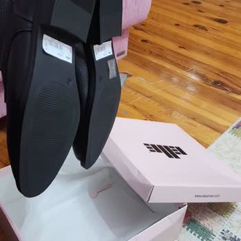 Trendyol Express İade Edilen Bot Yerine Elbise Teslim Edilmiş, Ücret İadesi Yapılmıyor!