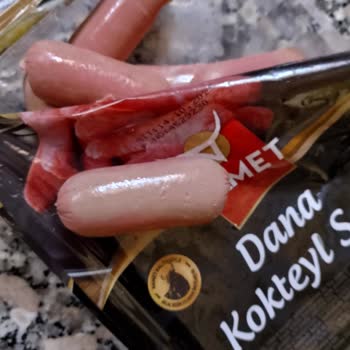 Son Kullanma Tarihi Geçmemiş Sosis Bozuk Çıktı: İade Veya Değişim Talebi