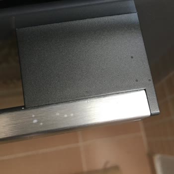 Koruma Temizlik Yağ Çözücü Kullanımı Sonrası Plastik Yüzeylerde Kalıcı Lekeler Oluştu