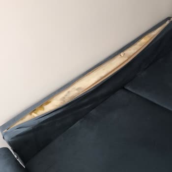 Koltuk Takımı Paketinden Lekeli Ve Hasarlı Çıktı, Servis Gecikiyor