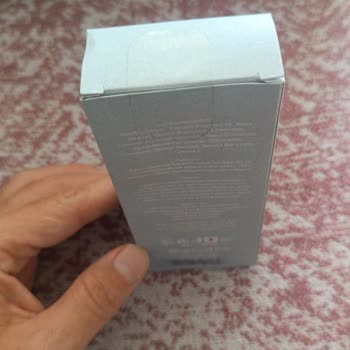 Kırık Parfüm Şişesi Ve Cevapsız Müşteri Hizmetleri