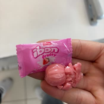 Şeker Paketinde Birleşik Parçalar ve Eksik Bilgi Hakkında Şikayet