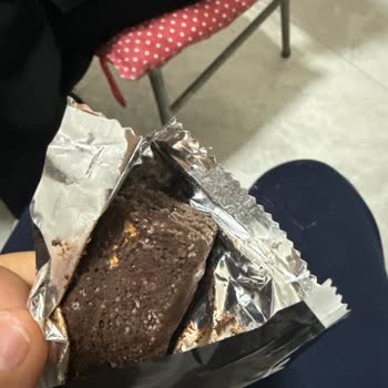 Aldığım Çikolataların Kurtlu Çıkması Çocuğumun Sağlığını Riske Attı