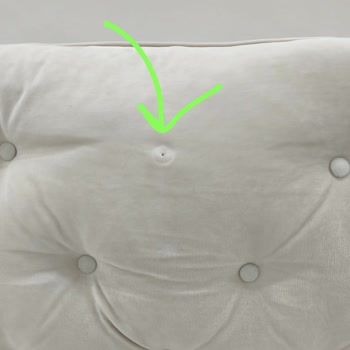 Koltuklarda Çökme Ve Kopan Düğmeler İçin Aylardır Servis Bekliyoruz